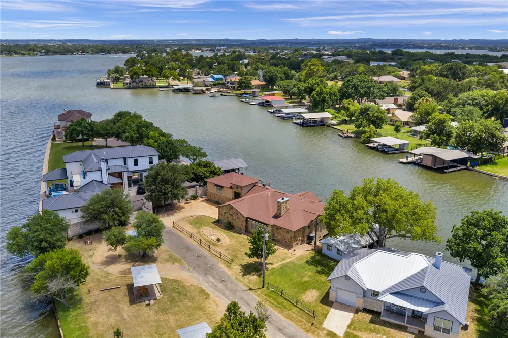 336 Park Lane Lane Sunrise Beach, TX 78643