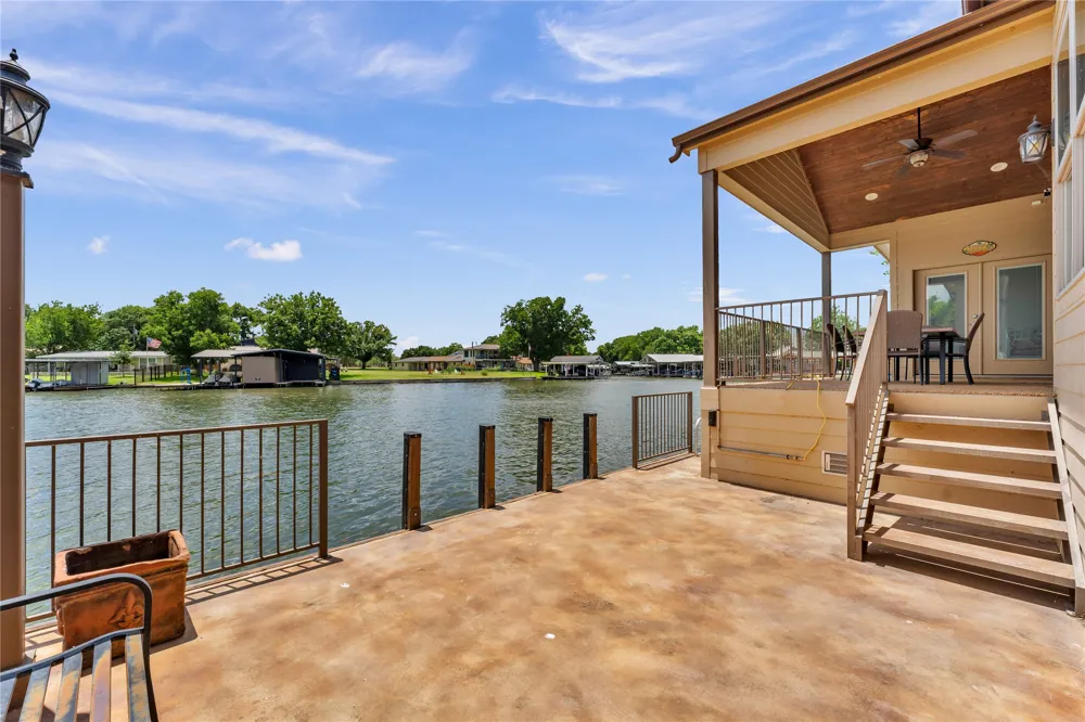 336 Park Lane Lane Sunrise Beach, TX 78643