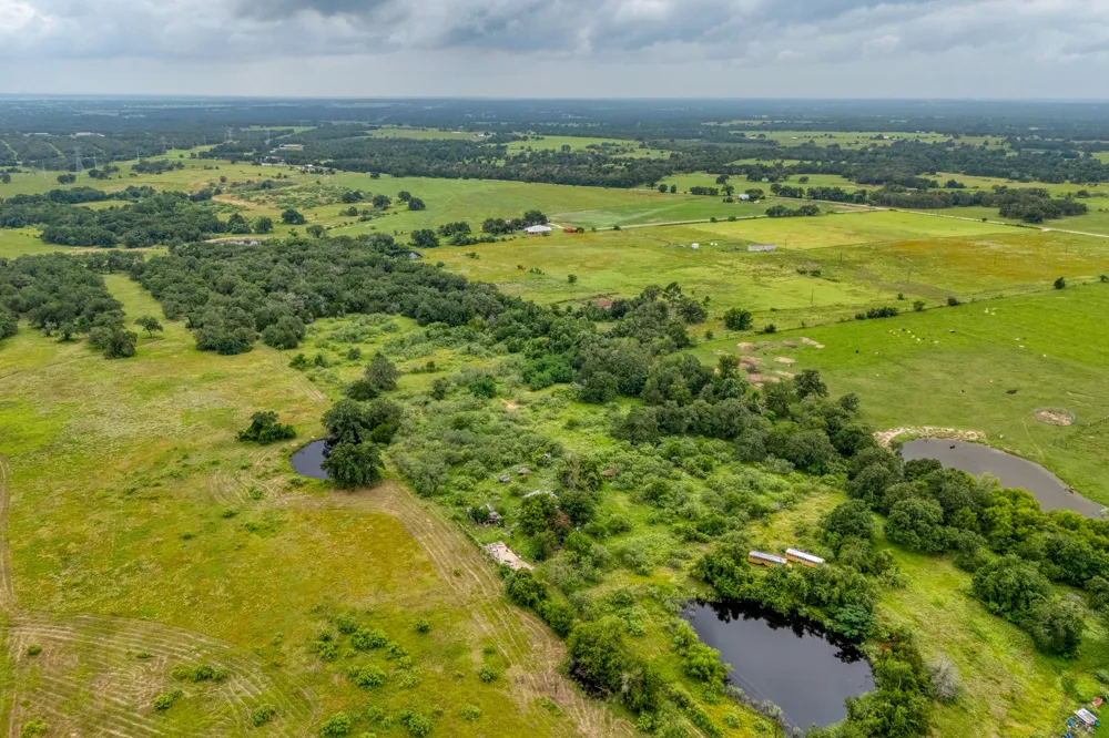 2300 County Road 475 Thrall, TX 76578