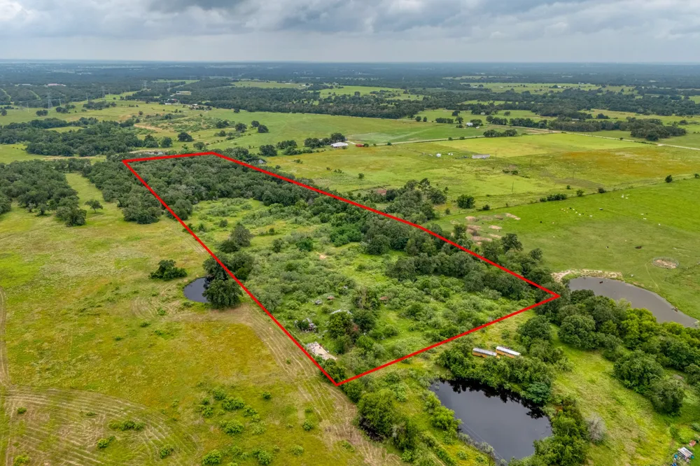 2300 County Road 475 Thrall, TX 76578