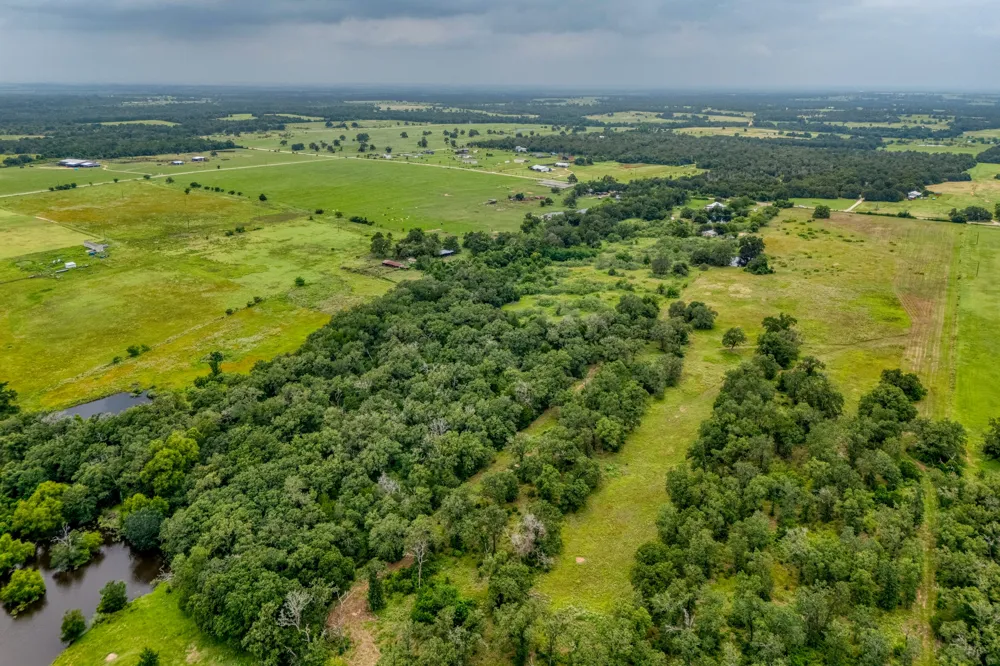 2300 County Road 475 Thrall, TX 76578
