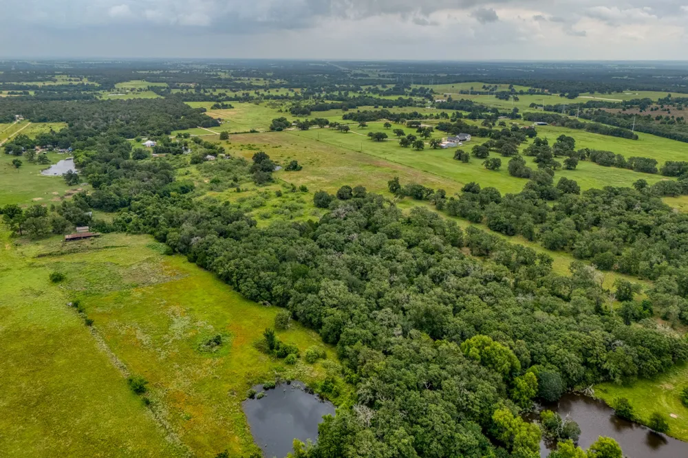 2300 County Road 475 Thrall, TX 76578