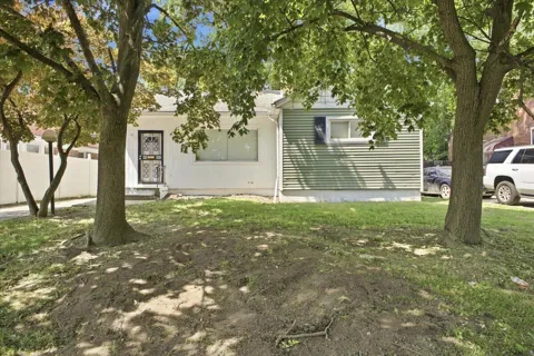 5727 University Place