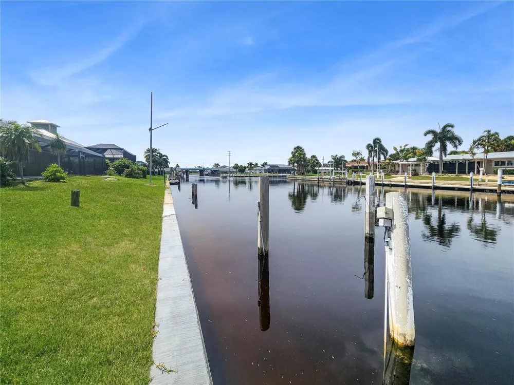 270 BELAIRE COURT Punta Gorda, FL 33950