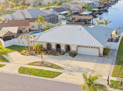 1525 Sykes Creek Drive