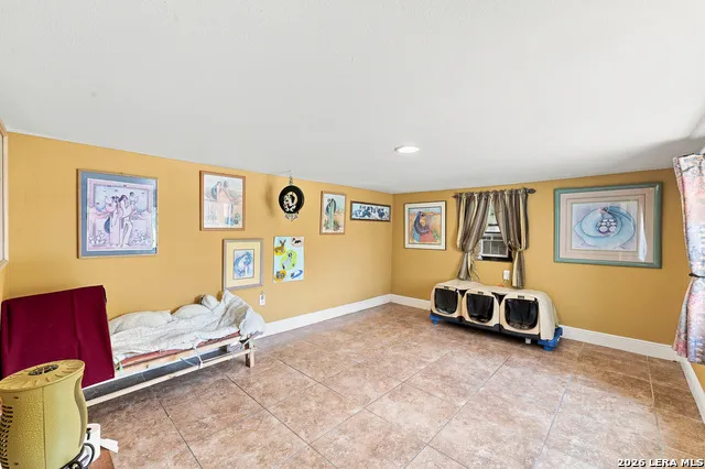 614 County Road 372 Sandia, TX 78383