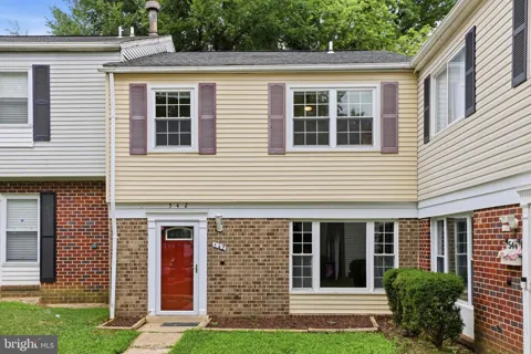 542 PEACOCK DRIVE