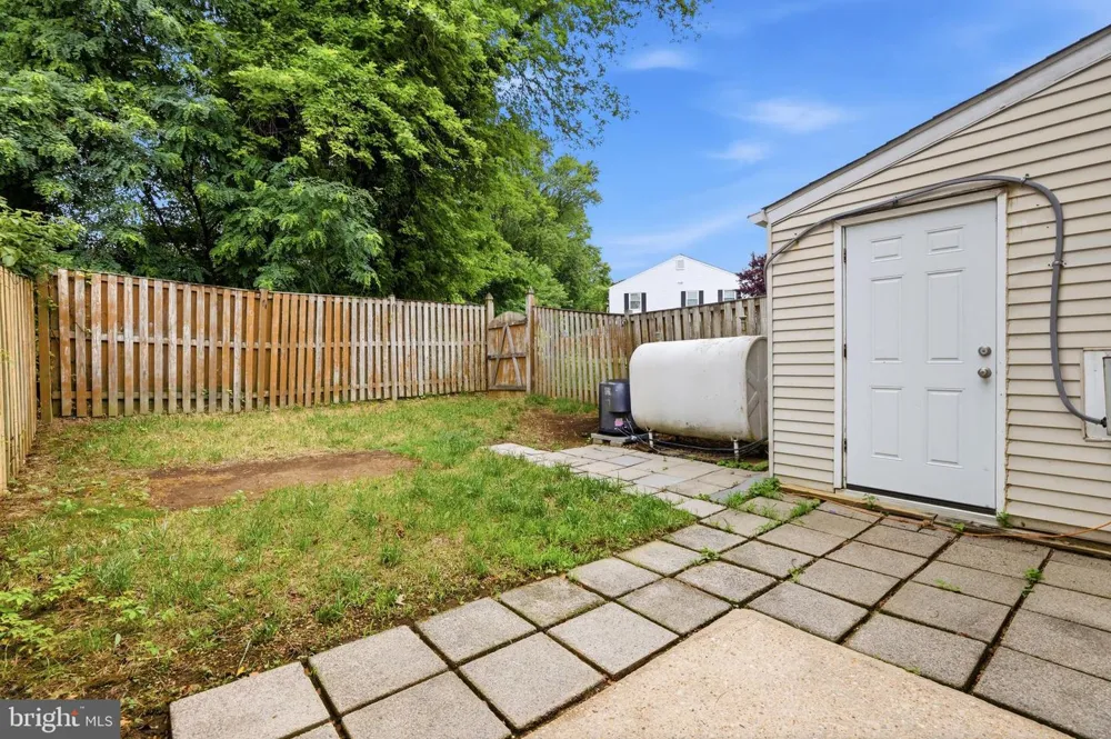 542 PEACOCK DRIVE Landover, MD 20785