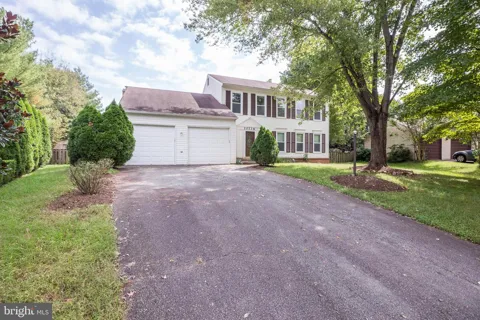 10136 YORKTOWN DRIVE