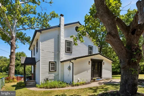 99 HICKORY AVENUE