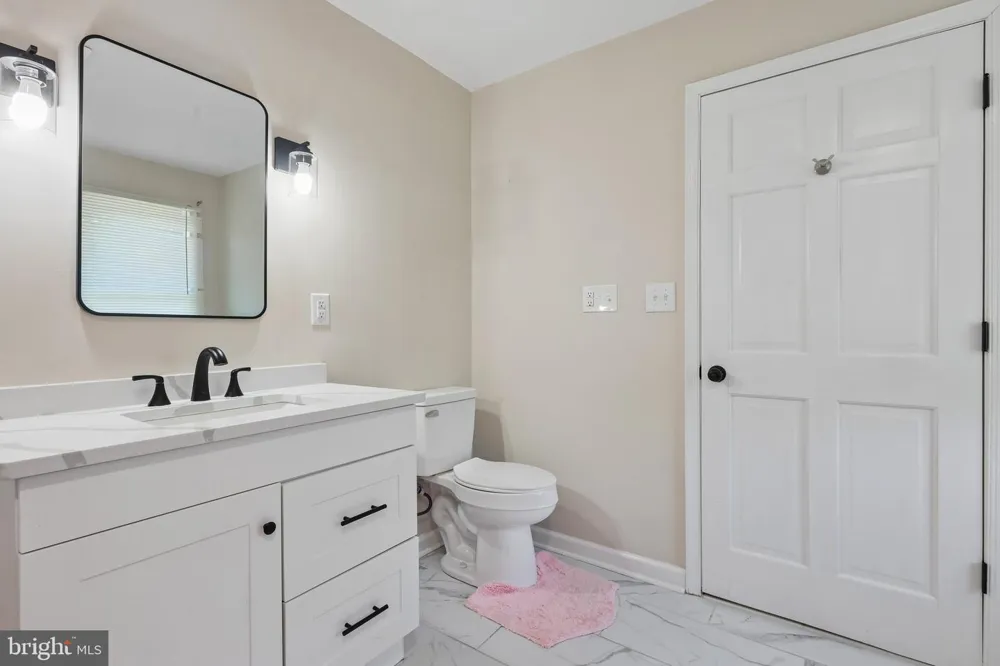 99 HICKORY AVENUE Mantua, NJ 08051
