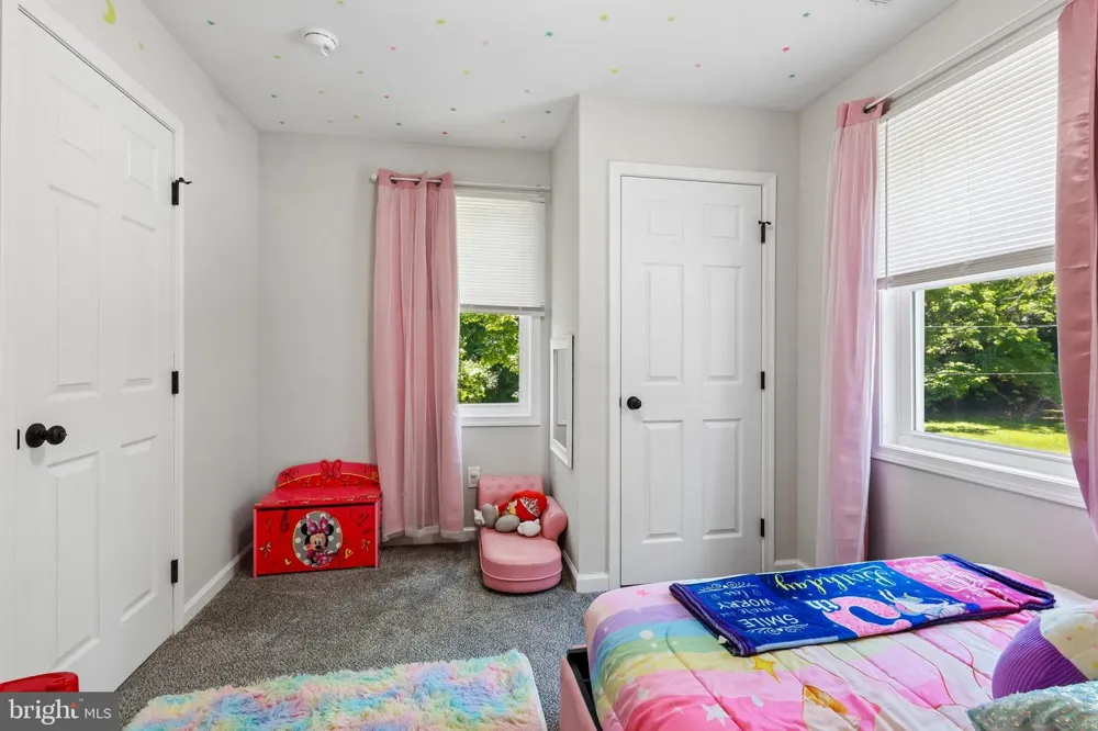 99 HICKORY AVENUE Mantua, NJ 08051
