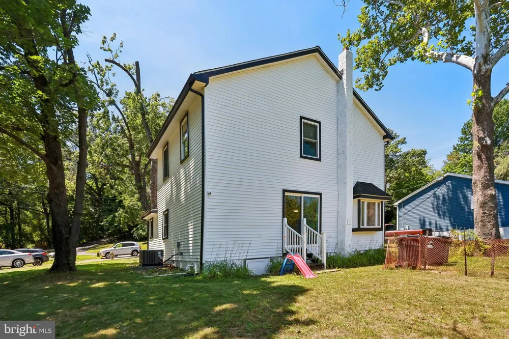 99 HICKORY AVENUE Mantua, NJ 08051