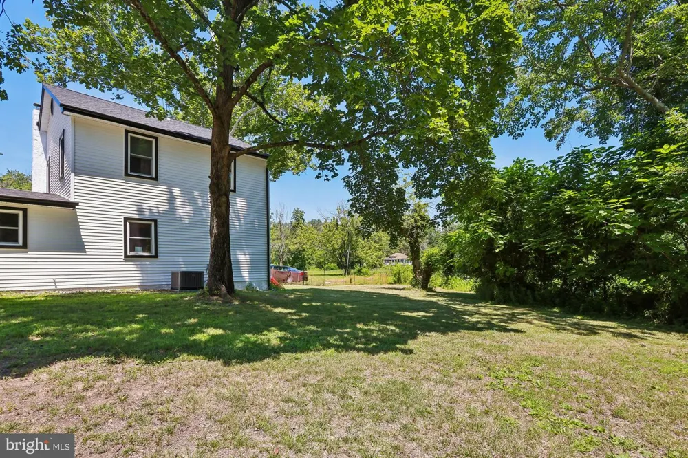 99 HICKORY AVENUE Mantua, NJ 08051