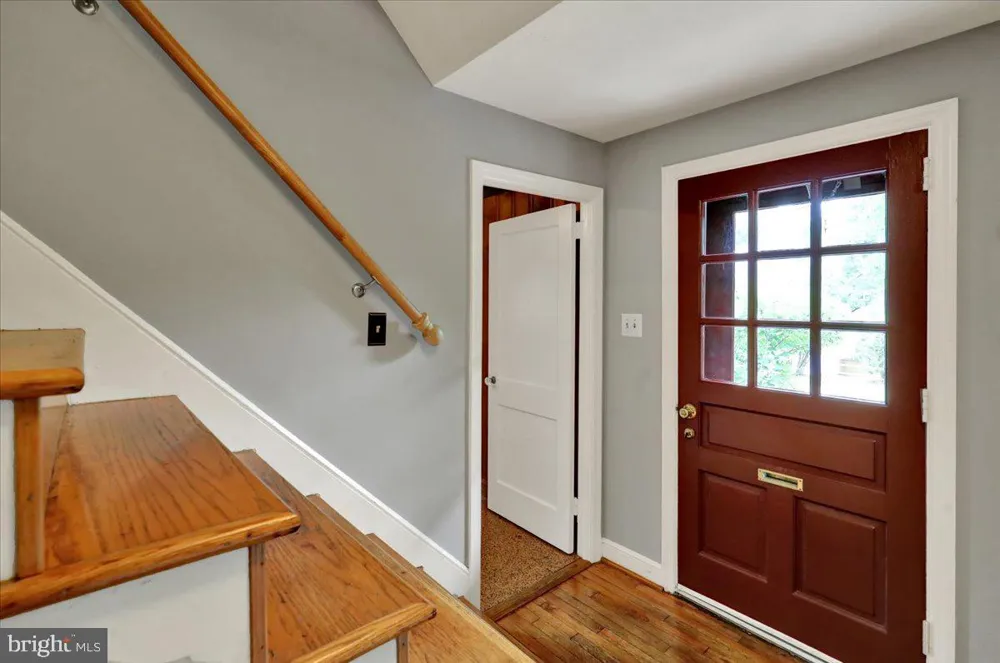 16 JACKSON DRIVE Lancaster, PA 17603