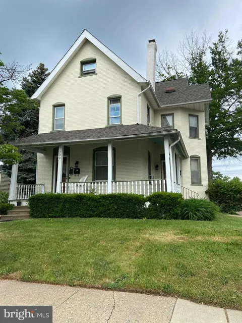 200 SUSQUEHANNA AVENUE