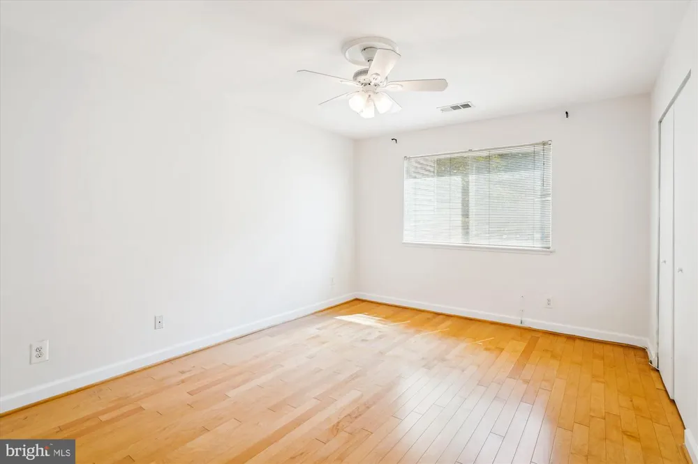 18210 CHALET DRIVE #1-51 Germantown, MD 20874