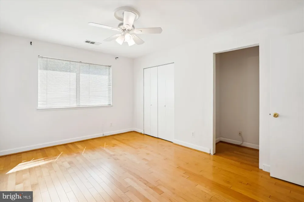 18210 CHALET DRIVE #1-51 Germantown, MD 20874