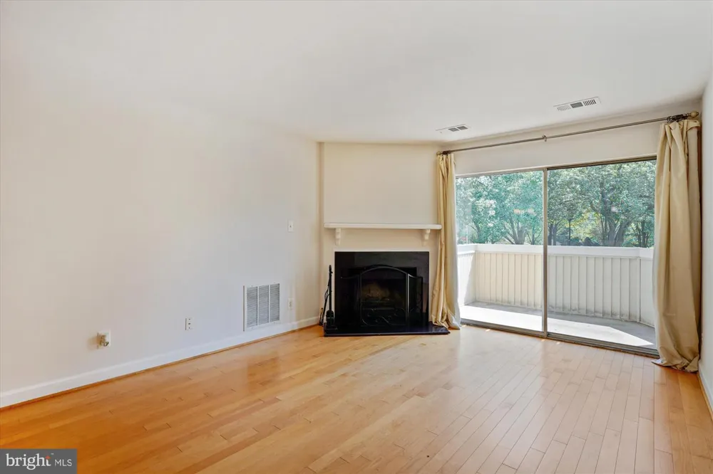 18210 CHALET DRIVE #1-51 Germantown, MD 20874