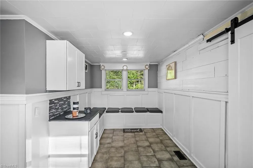 710 Edgewood Avenue Thomasville, NC 27360