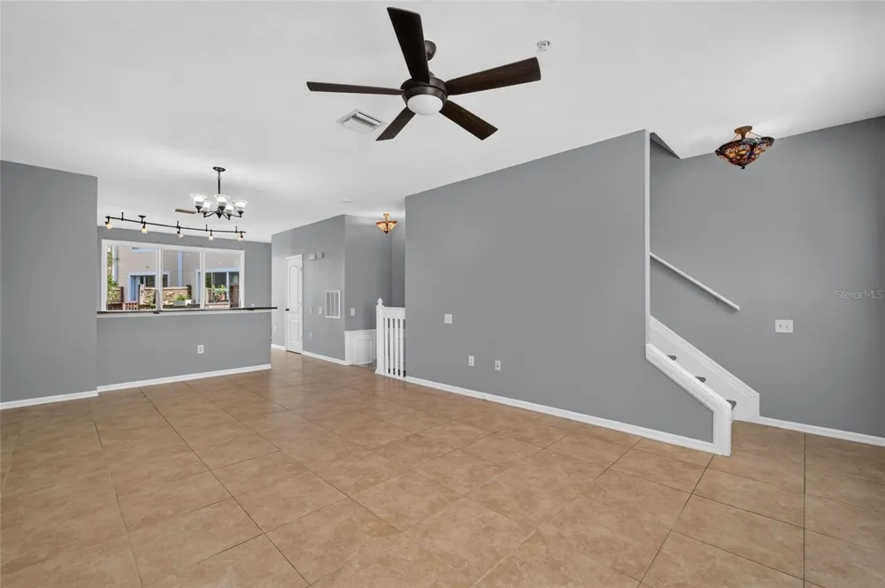 3186 BAYSHORE OAKS DRIVE Tampa, FL 33611