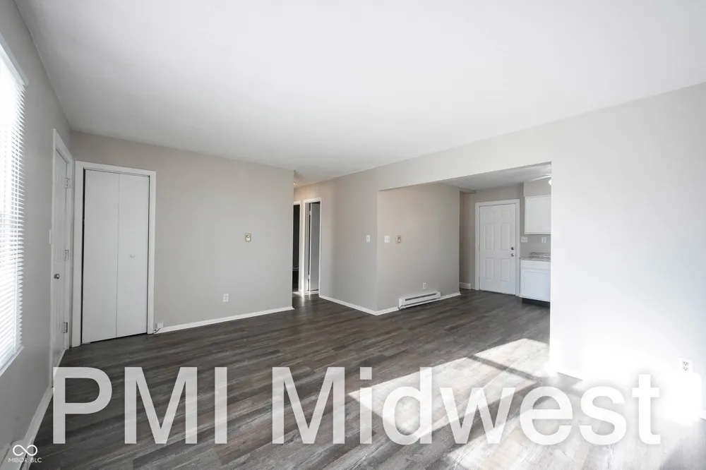 4881 S 300 W #18 New Palestine, IN 46163