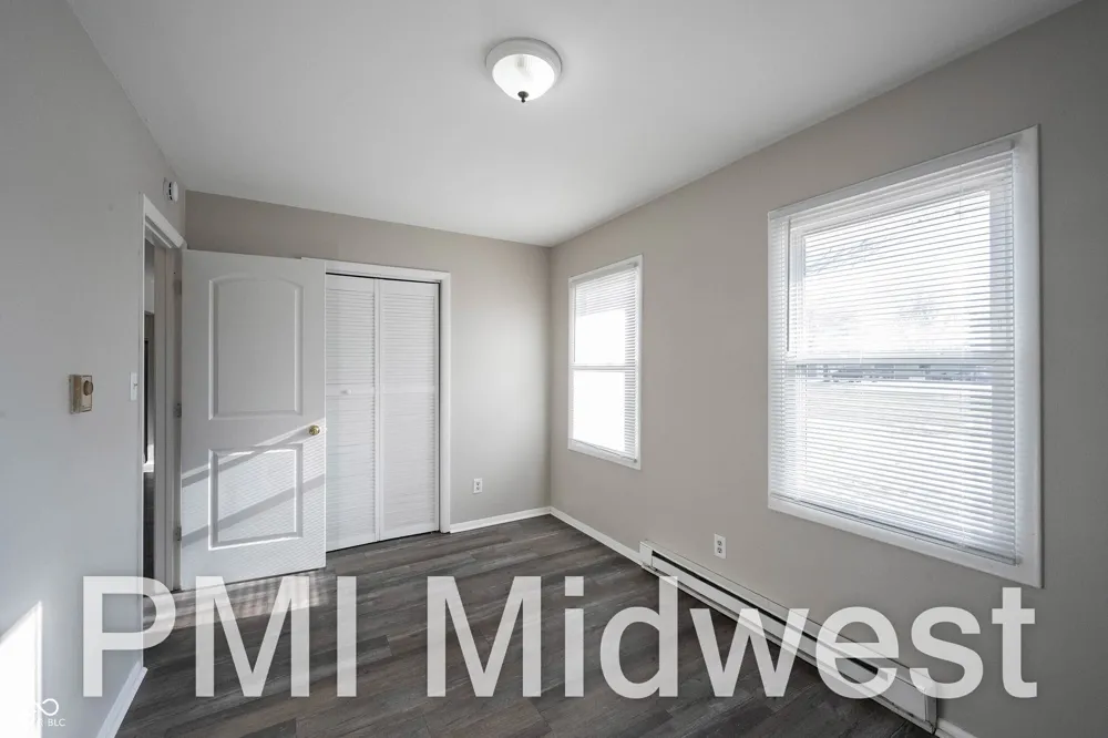 4881 S 300 W #18 New Palestine, IN 46163