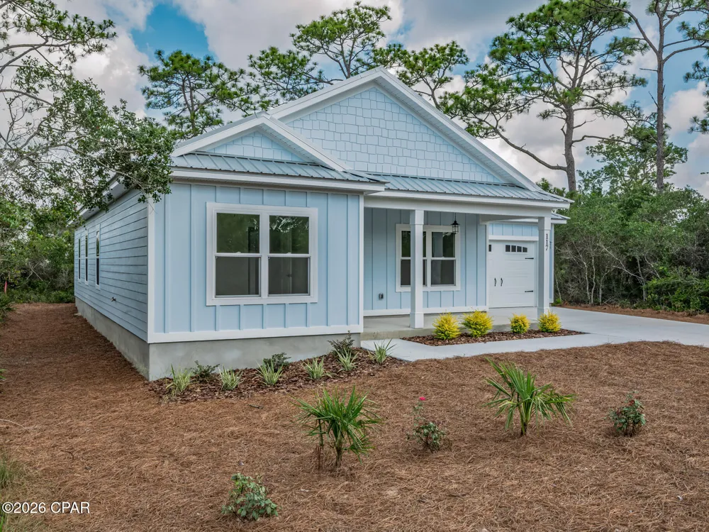 1693 Saint Georges Court East Point, FL 32328