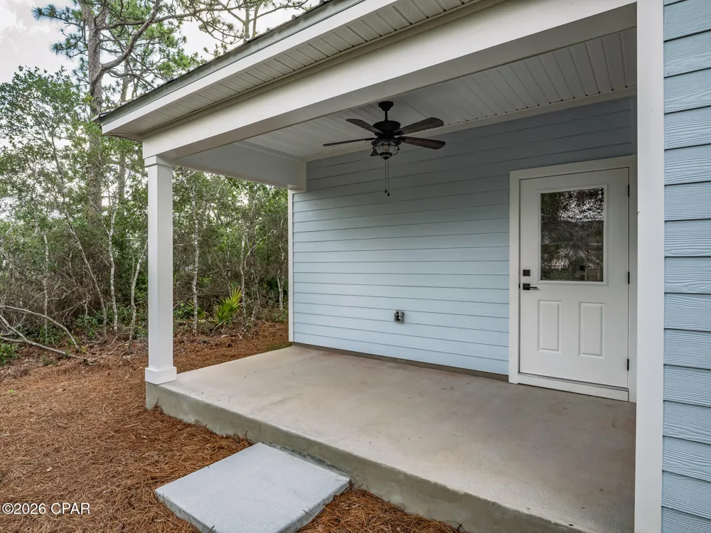 1693 Saint Georges Court East Point, FL 32328