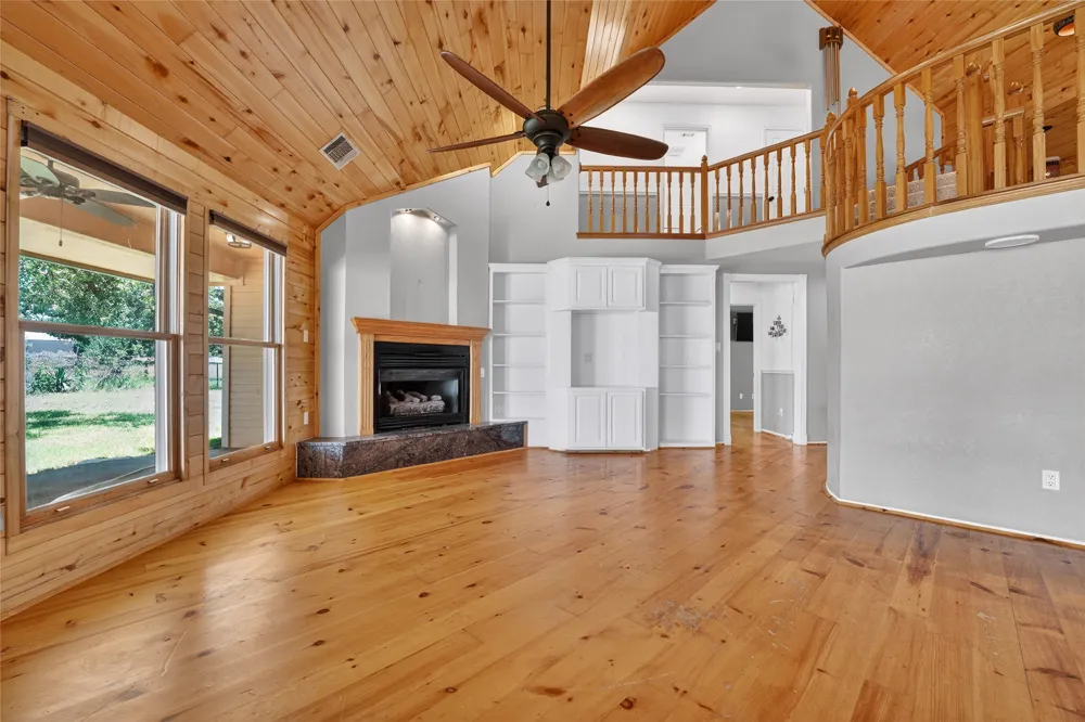 203 Oxbow Trail Marble Falls, TX 78654