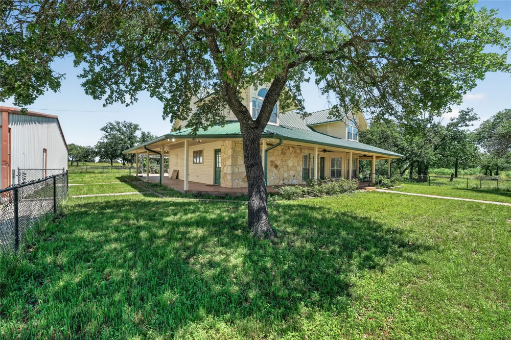 203 Oxbow Trail Marble Falls, TX 78654