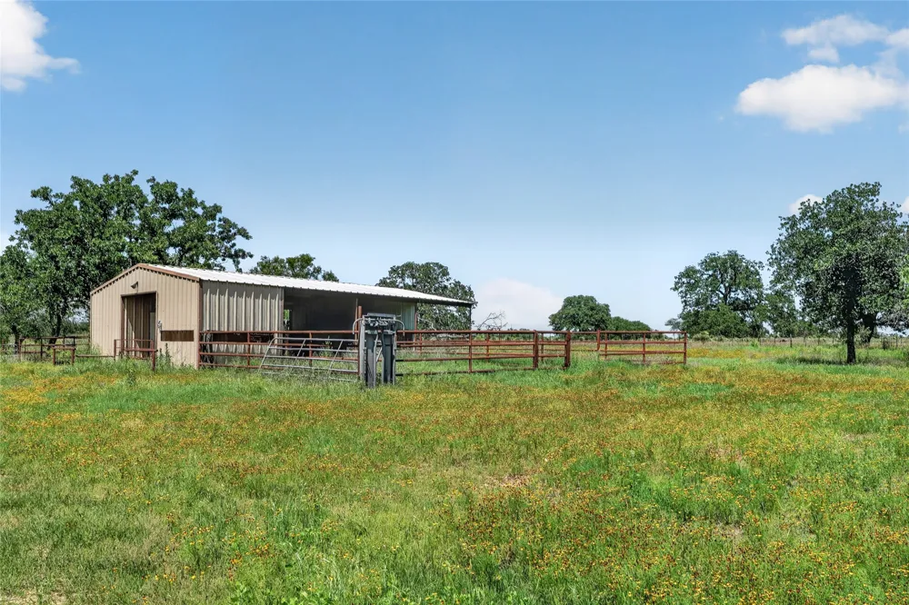 203 Oxbow Trail Marble Falls, TX 78654