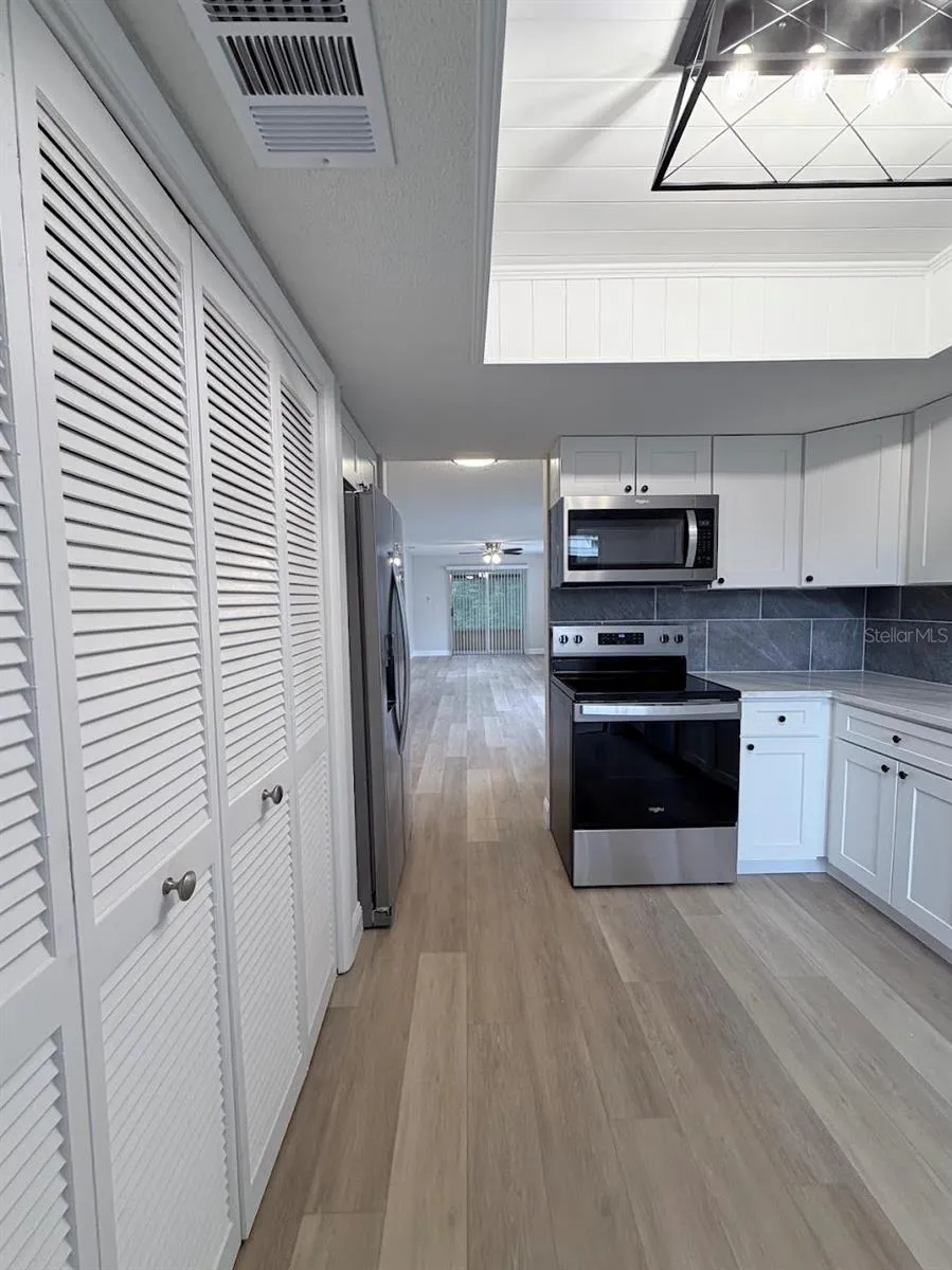12406 EAGLESWOOD DRIVE #B Hudson, FL 34667