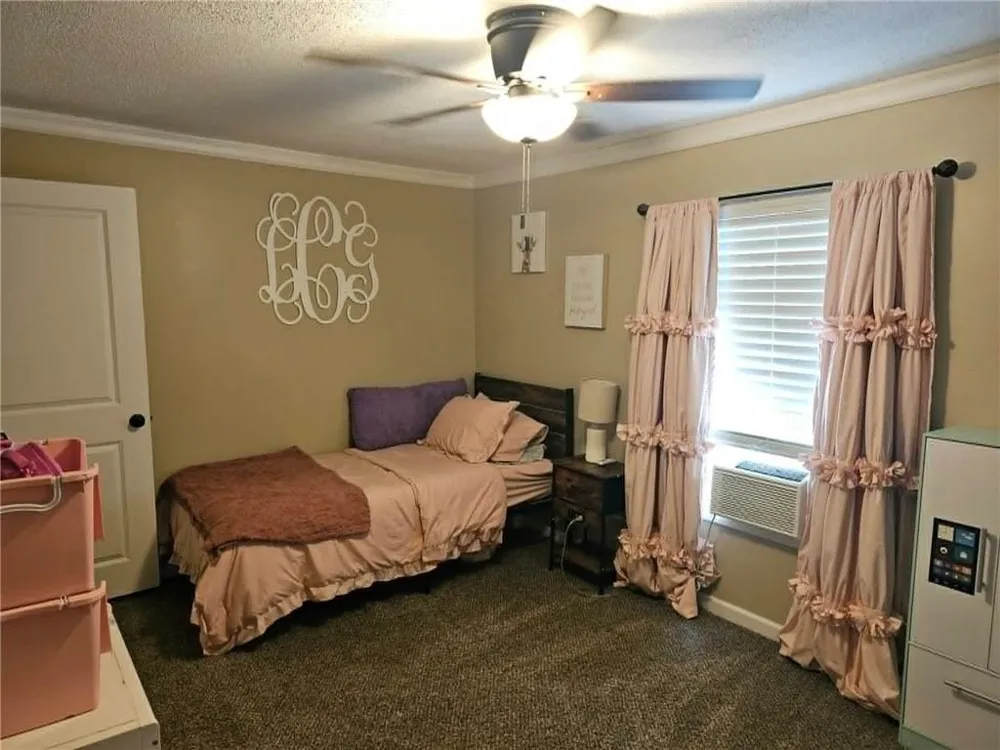 559 Donahoo Road Silver Creek, GA 30173