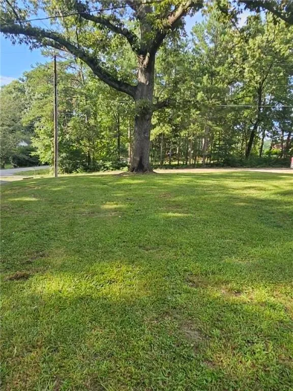 559 Donahoo Road Silver Creek, GA 30173
