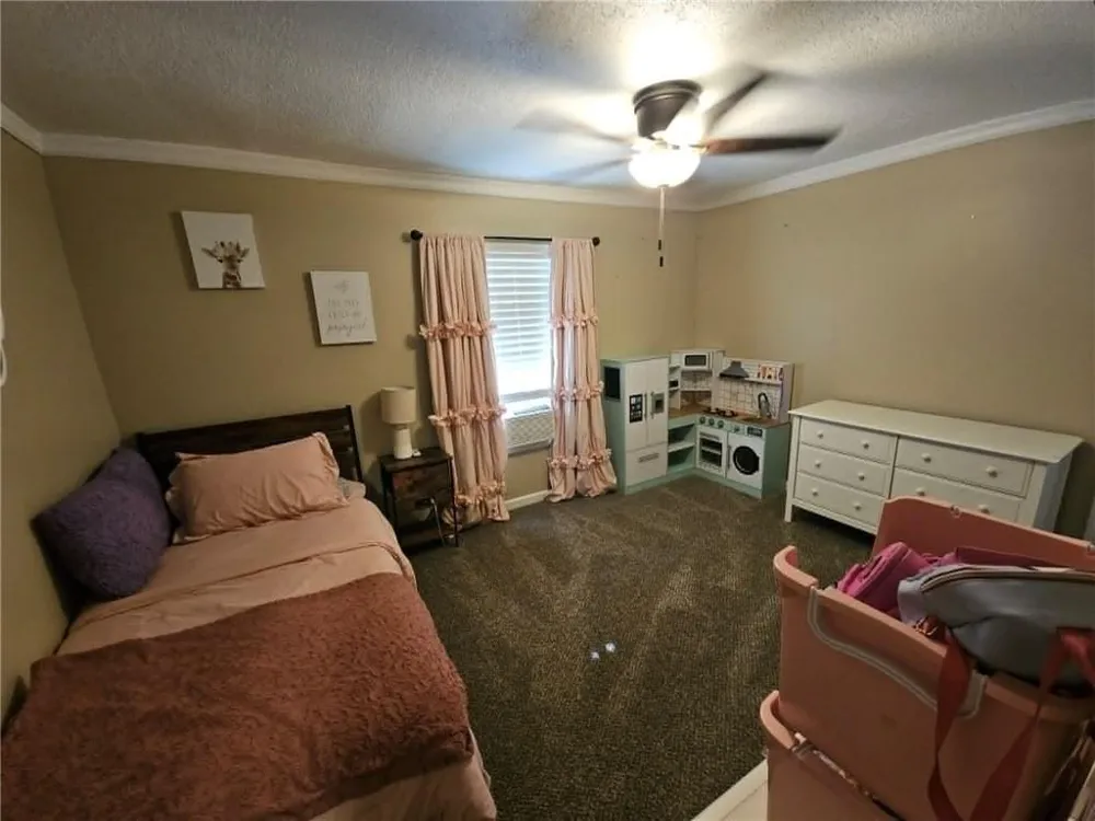 559 Donahoo Road Silver Creek, GA 30173