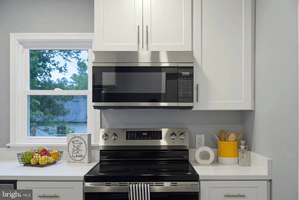 601 GRUBERT AVENUE Staunton, VA 24401