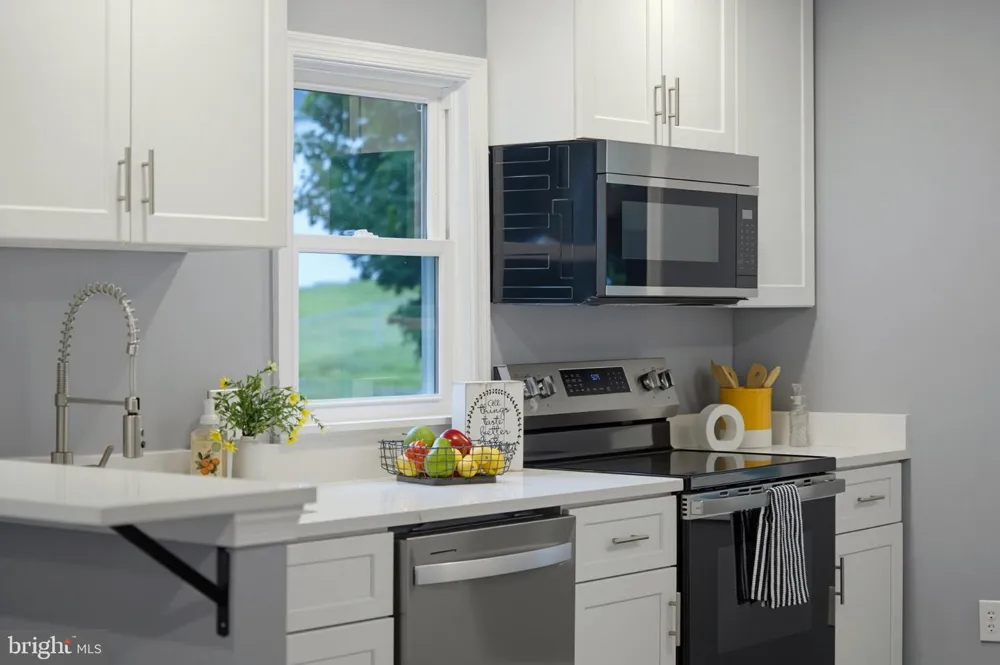 601 GRUBERT AVENUE Staunton, VA 24401