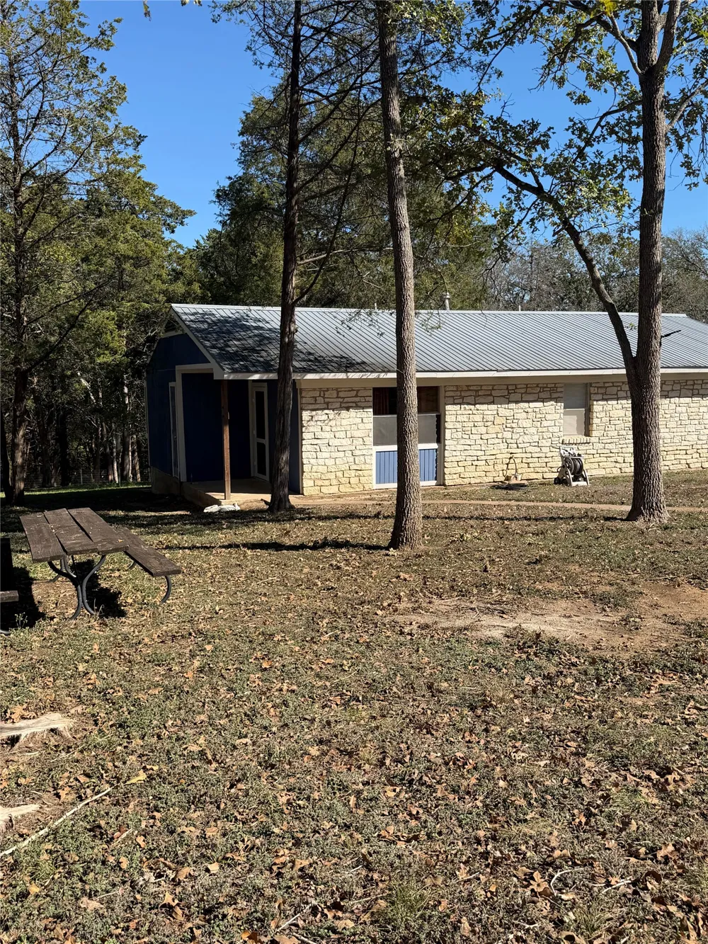 214 The Forest Road Dale, TX 78616