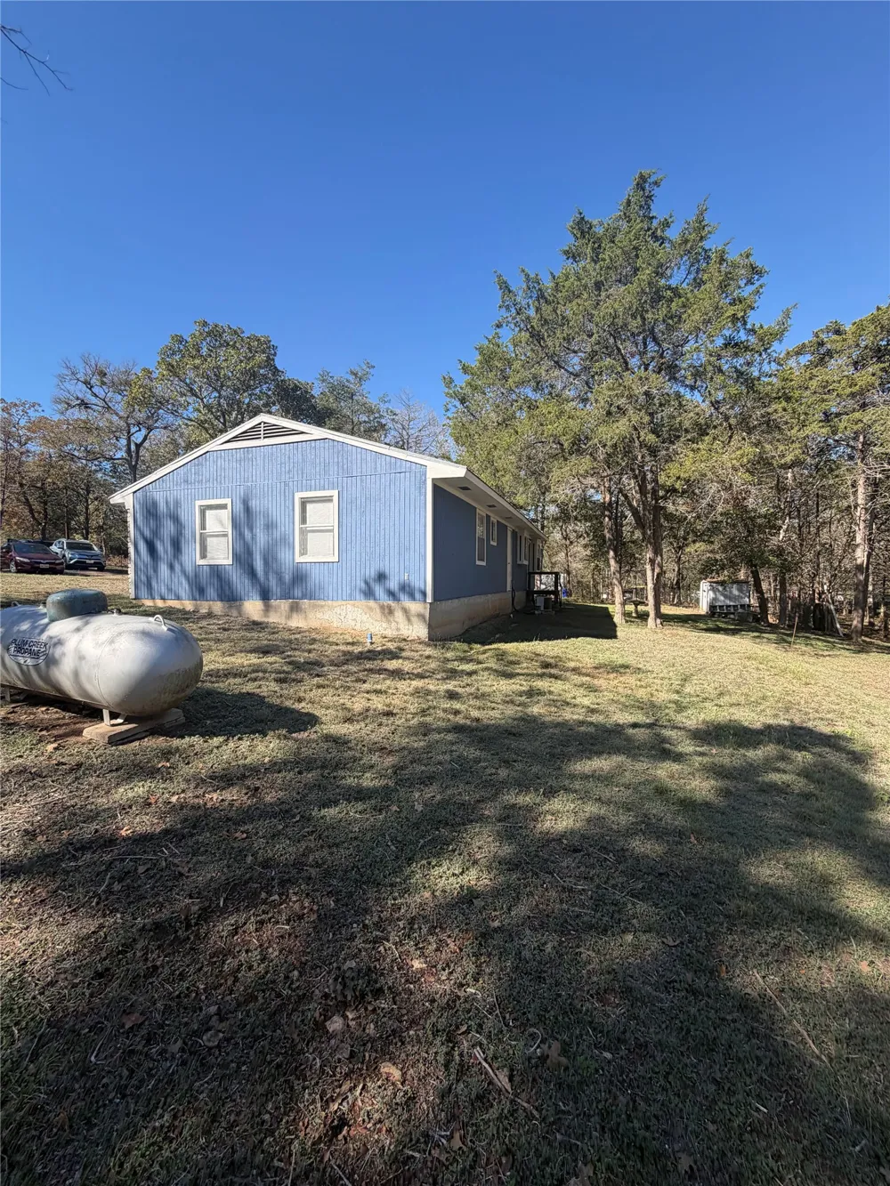 214 The Forest Road Dale, TX 78616