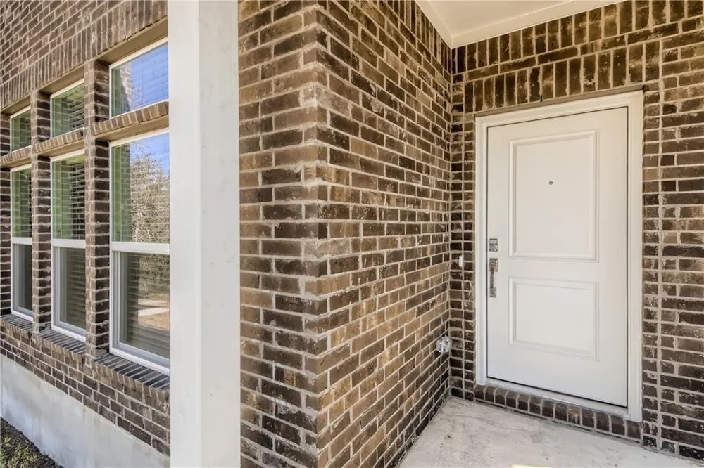 605 W South Street #211 Leander, TX 78641