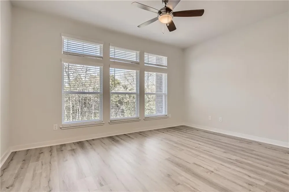 605 W South Street #211 Leander, TX 78641
