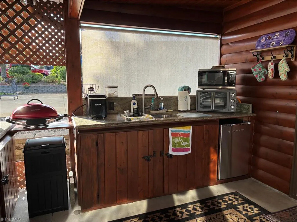 2524 Edmonds Road #56 Galax, VA 24333