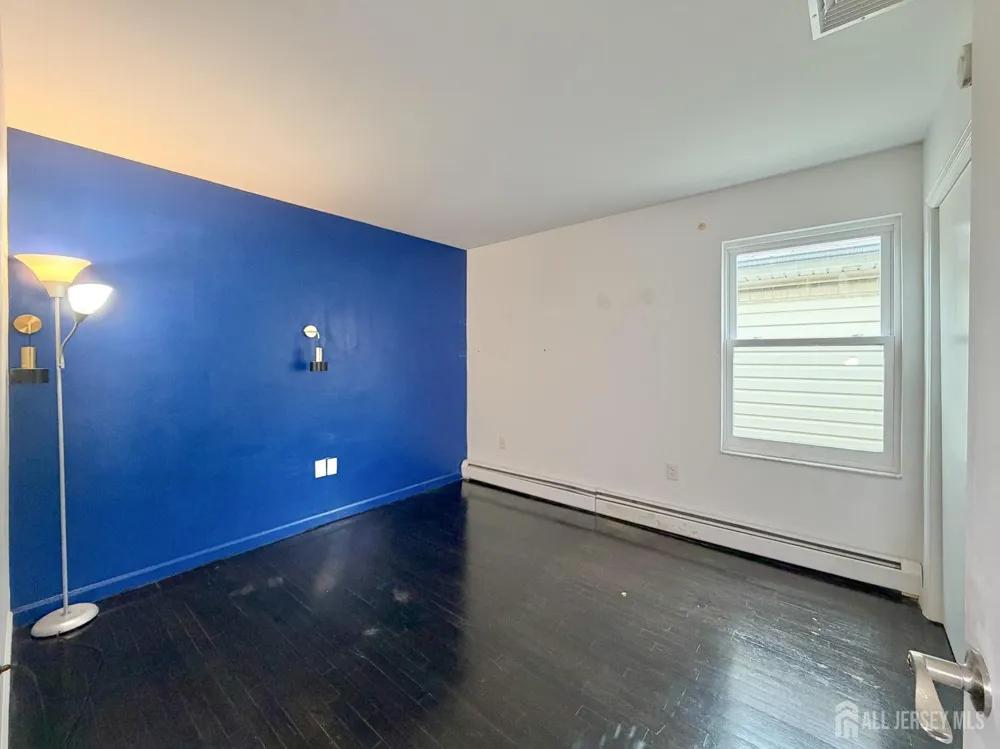 67 71 STREET #2 Guttenberg, NJ 07093