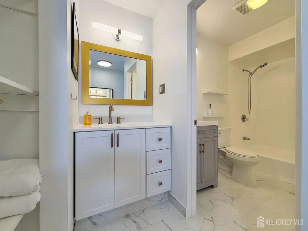 67 71 STREET #2 Guttenberg, NJ 07093