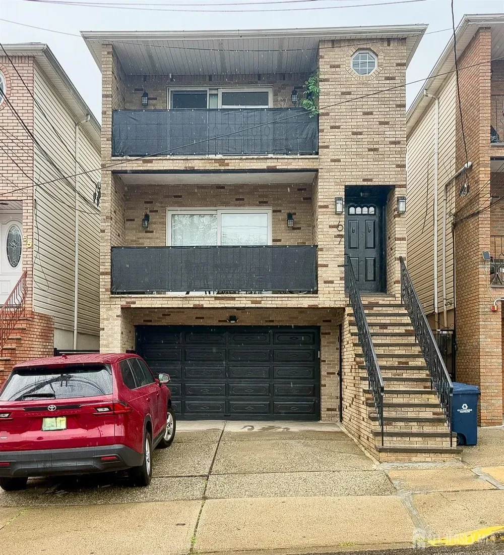 67 71 STREET #2 Guttenberg, NJ 07093