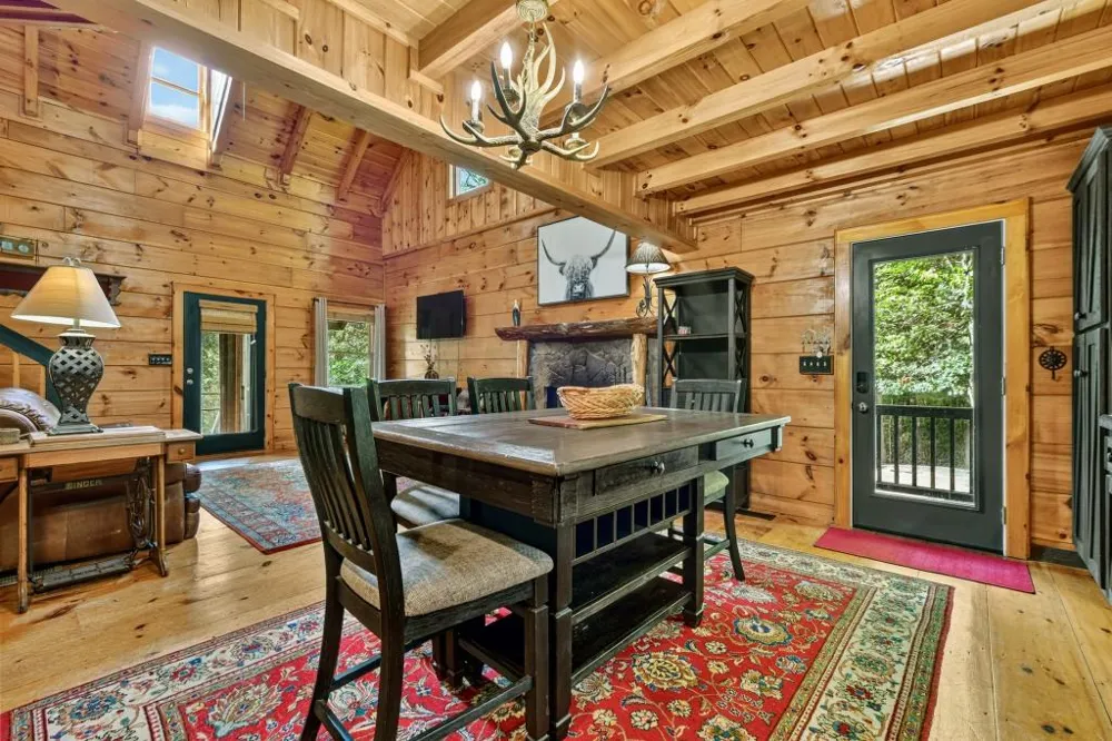 160 Adams Circle Mineral Bluff, GA 30559