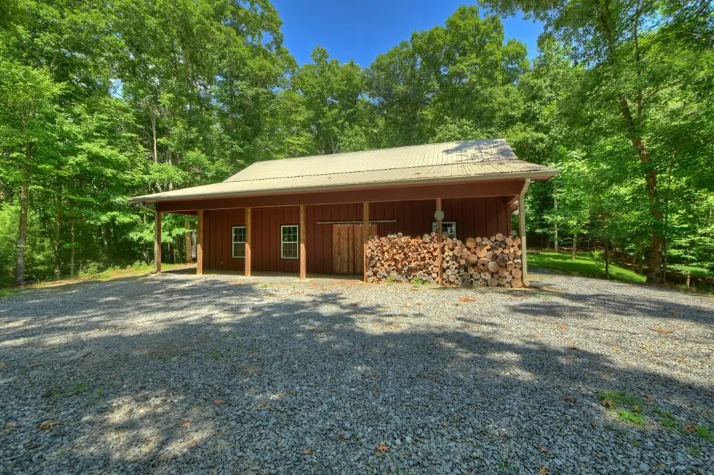 160 Adams Circle Mineral Bluff, GA 30559