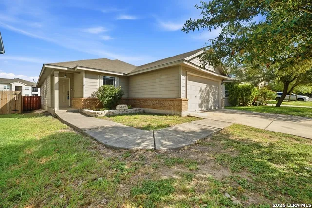 5107 Badland Beacon Converse, TX 78109