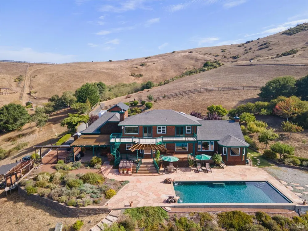 6381 Nicasio Valley Road Nicasio, CA 94946